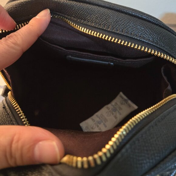 COACH CA202 - SYDNEY SATCHEL GOLD/BLACK - Picture 5 of 5